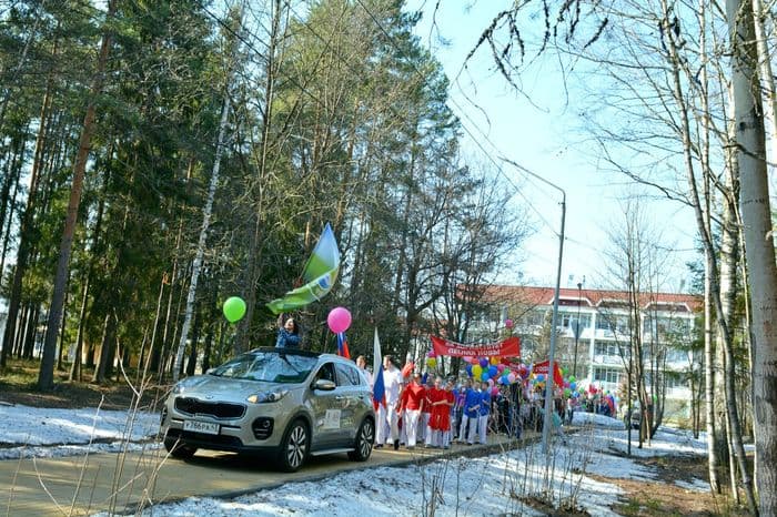 Мир! Труд! Май! Мотор! 