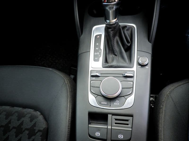 Тест-драйв Audi A3 Limousine. Ищем недостатки в автомобиле с пробегом