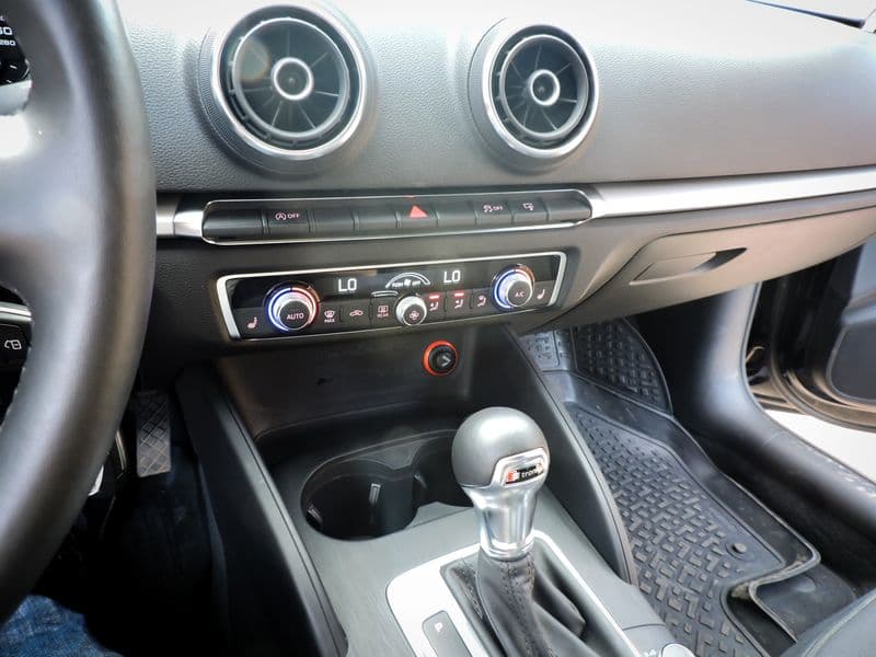 Тест-драйв Audi A3 Limousine. Ищем недостатки в автомобиле с пробегом