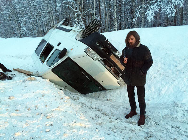 Панк-группа из Питера перевернулась на микроавтобусе  под Кировом