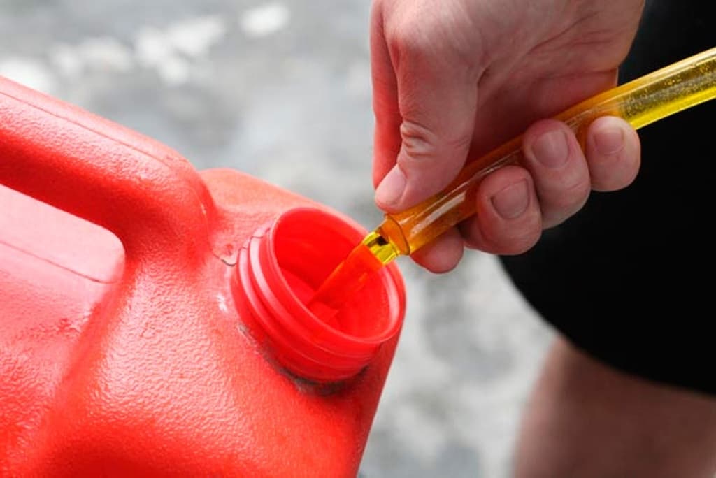 В Гирсовском переулке поймали автоворов