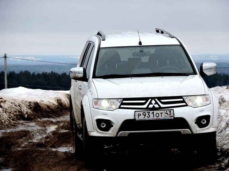 Тест-драйв Mitsubishi Pajero sport: пора записывать телефоны трактористов