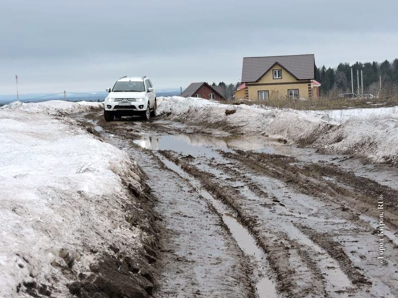 Тест-драйв Mitsubishi Pajero sport: пора записывать телефоны трактористов