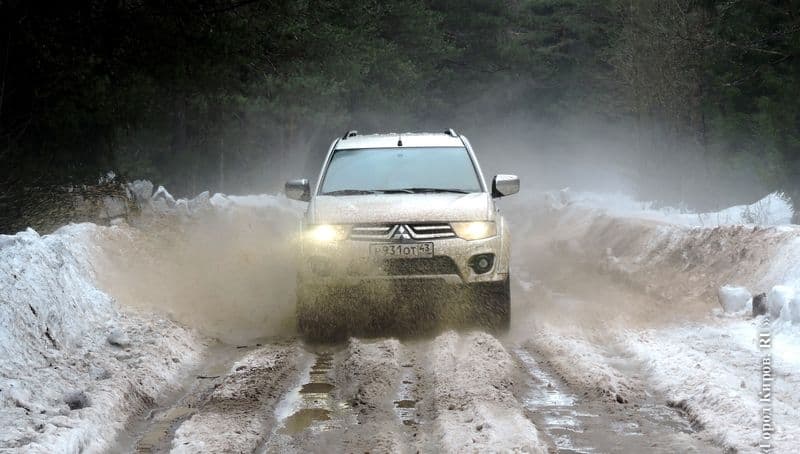 Тест-драйв Mitsubishi Pajero sport: пора записывать телефоны трактористов