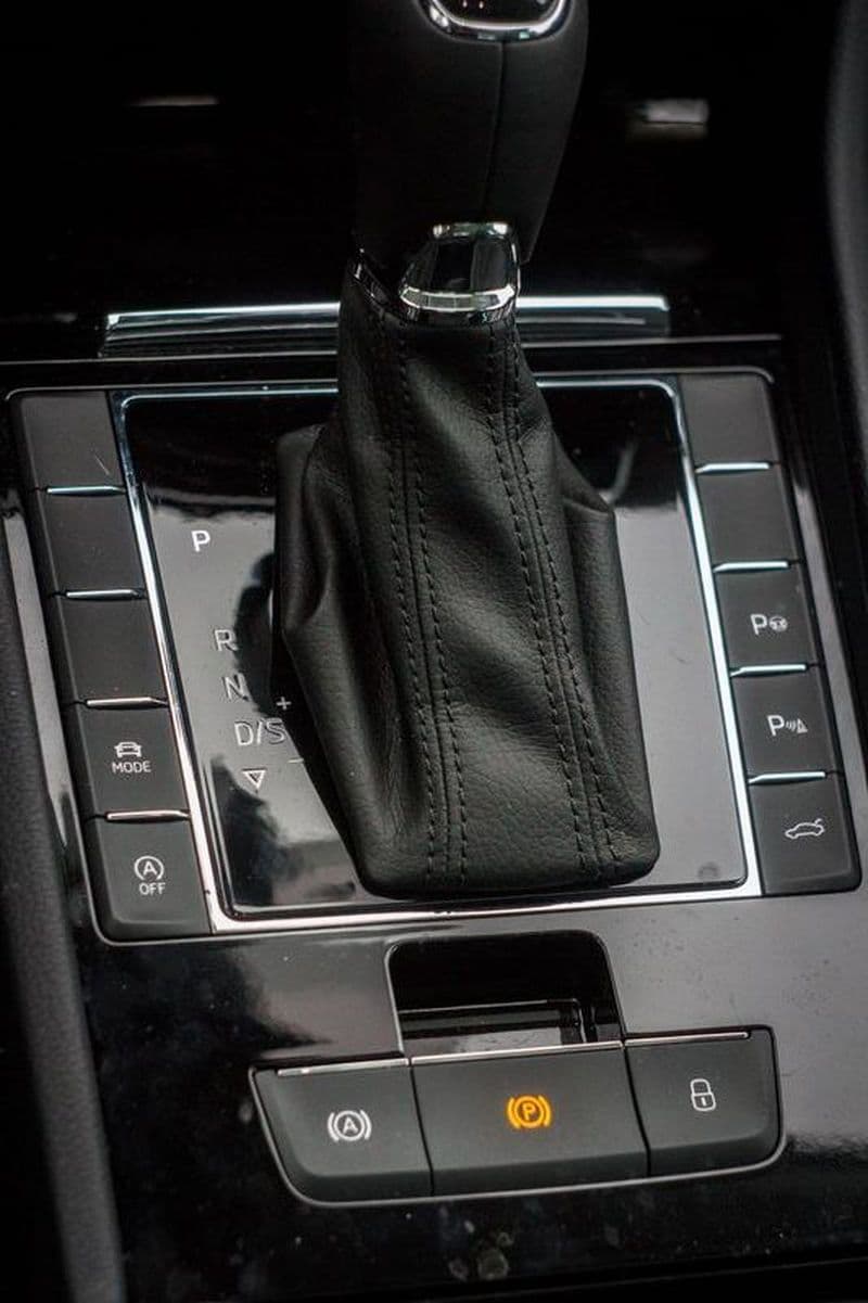 Тест-драйв ŠKODA Superb: консервативный взгляд на новые технологии