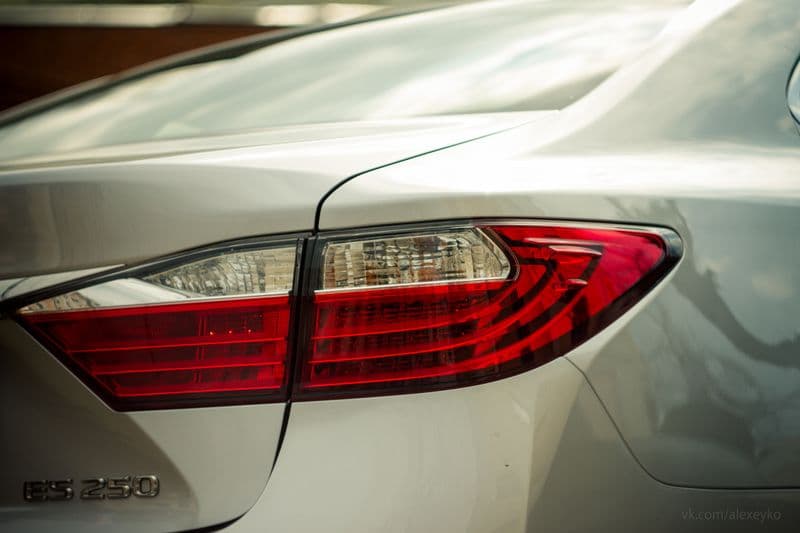 Тест-драйв Lexus ES250: Фен шуй не до мелочей