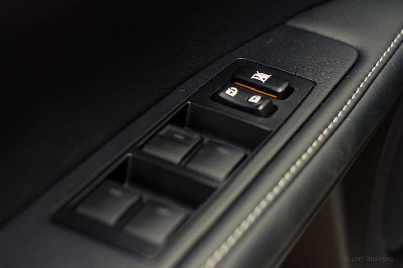 Тест-драйв Lexus ES250: Фен шуй не до мелочей