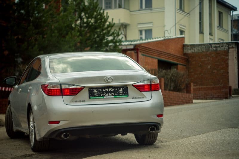 Тест-драйв Lexus ES250: Фен шуй не до мелочей