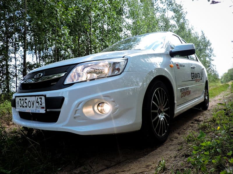 Тест-драйв «Лада Гранта Спорт». Придворный спортсмен