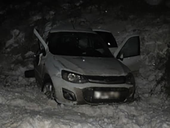 На трассе «Вятка» столкнулись автомобили «Лада Калина» и «Volvo»