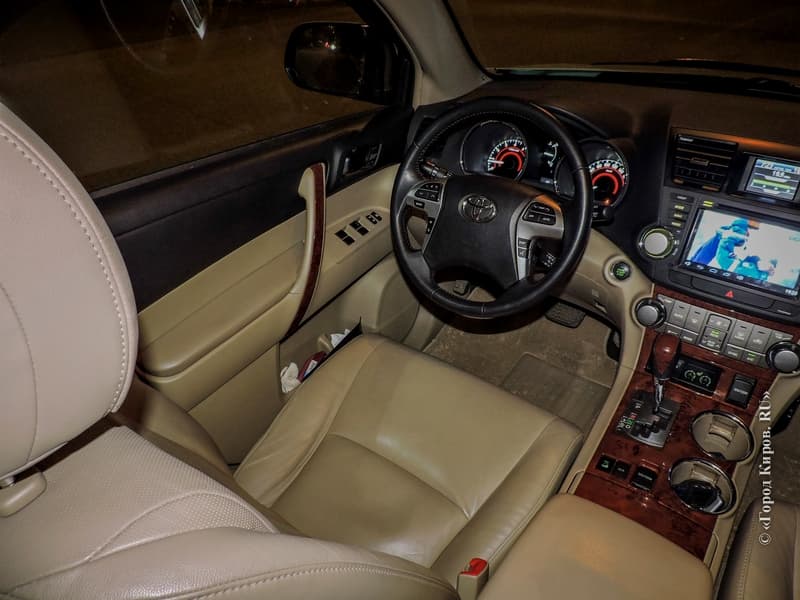Тест-драйв Toyota Highlander: американец для русских