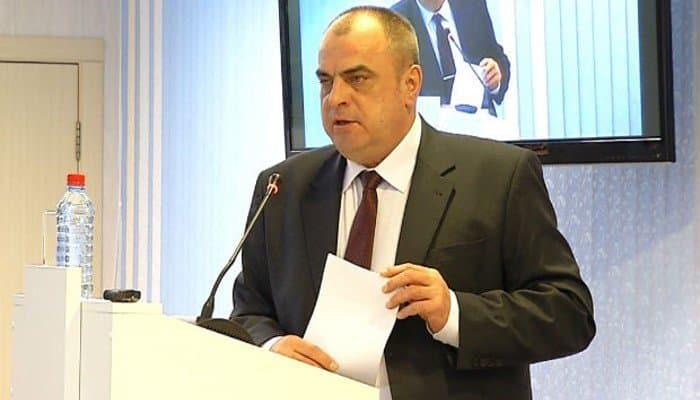 Александр Перескоков назвал дорожников разгильдяями