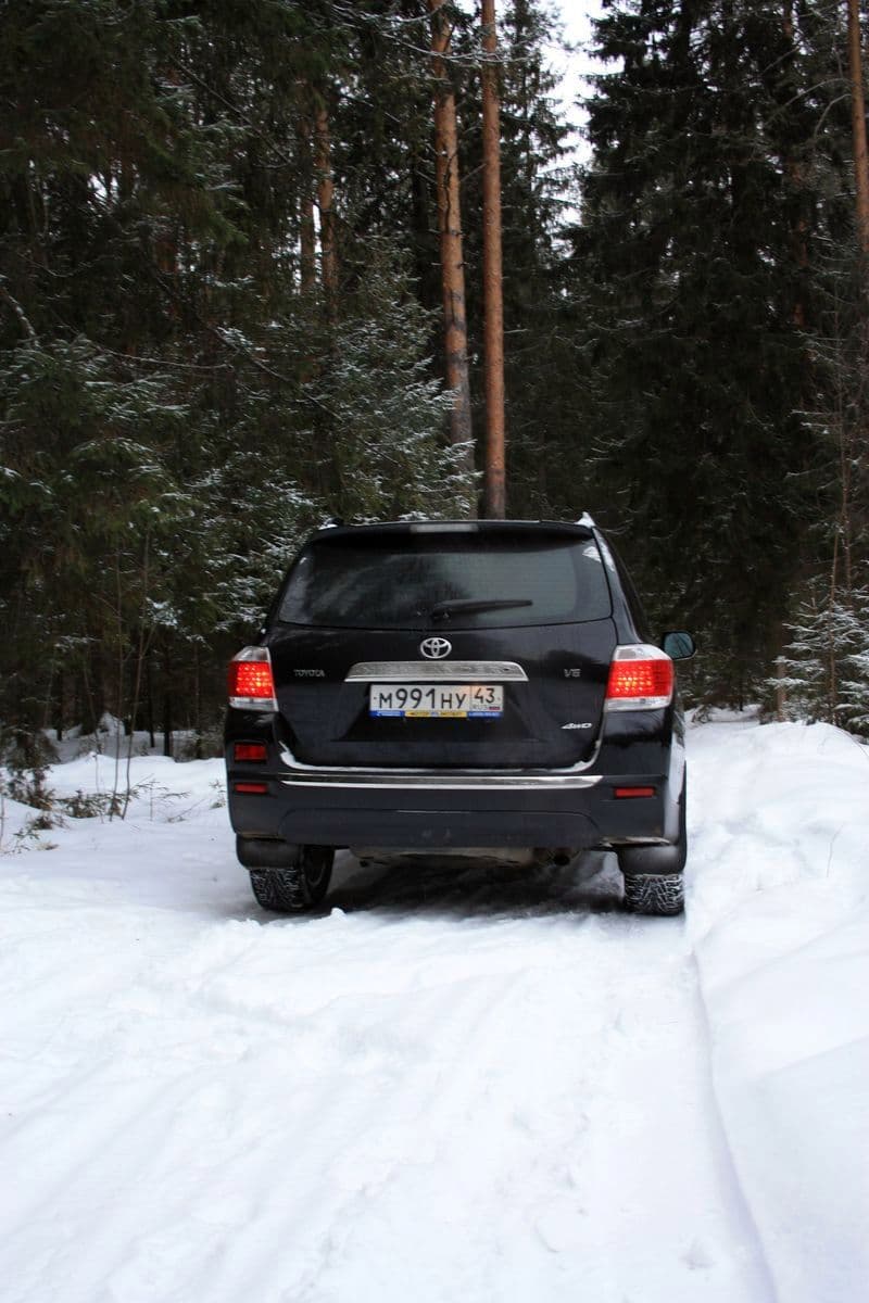 Тест-драйв Toyota Highlander: золотая середина