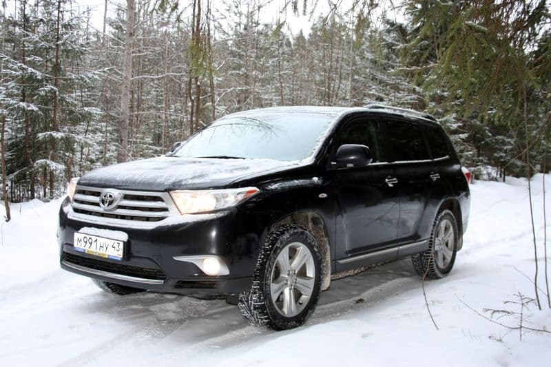 Тест-драйв Toyota Highlander: золотая середина