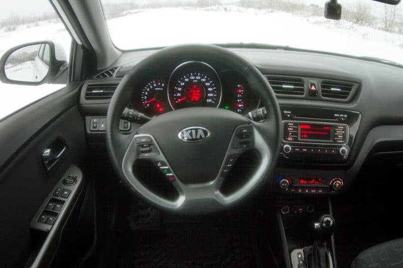 Тест-драйв Kia Rio: в гражданском теле спортивный дух