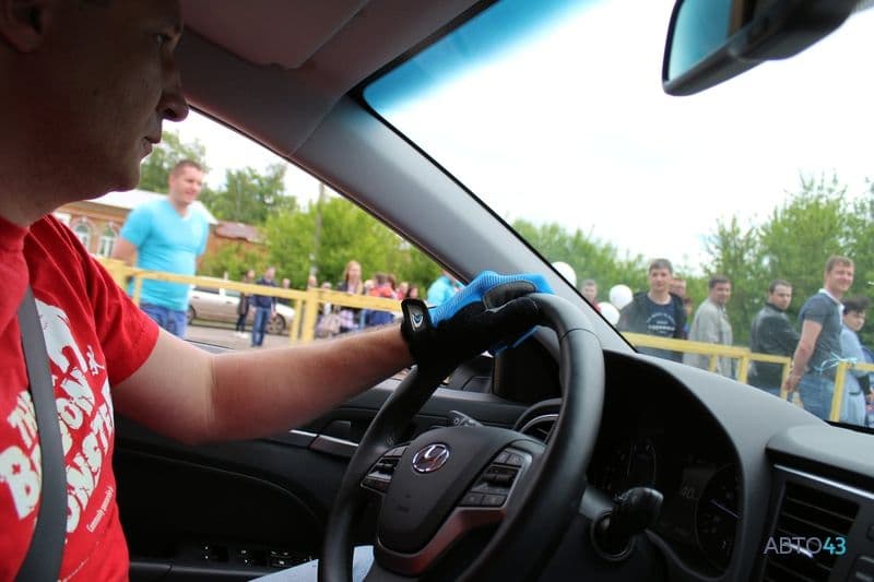 «Битва на рулях-2017»: кто лучше — рядовые водители или сотрудники ДПС?
