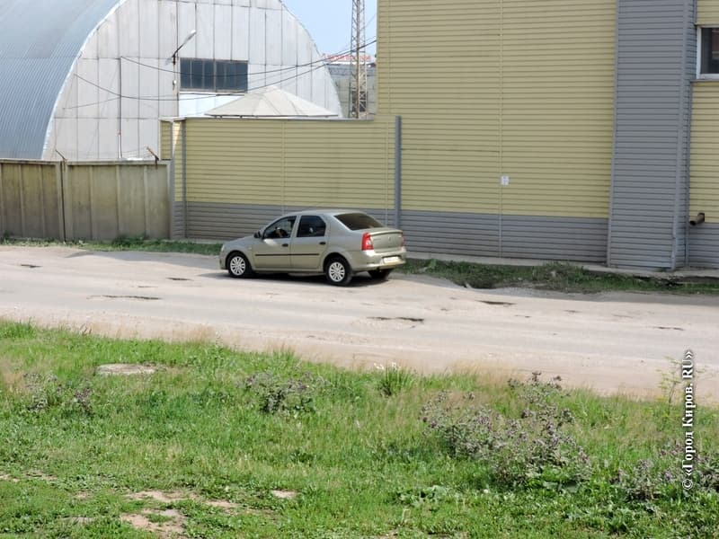 Разбитые дороги в Кирове: что изменилось с весны