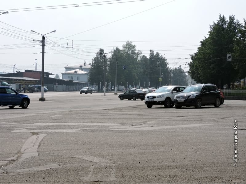 Разбитые дороги в Кирове: что изменилось с весны