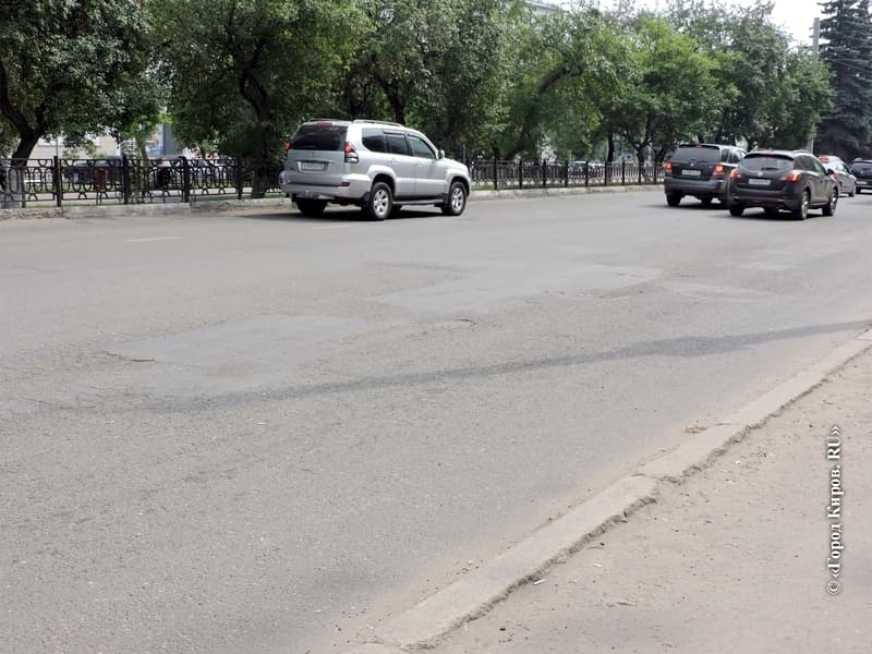 Разбитые дороги в Кирове: что изменилось с весны