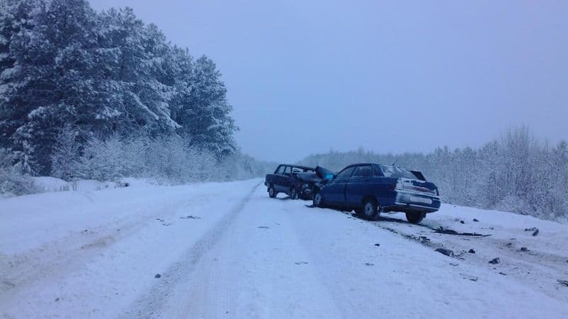 «Пятерка» столкнулась с «десяткой» в Лузском районе