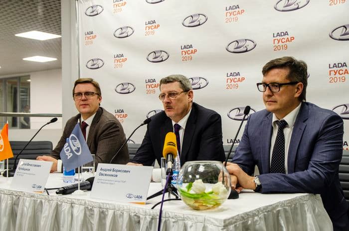 В Кирове состоялось торжественное открытие обновленного дилерского центра LADA