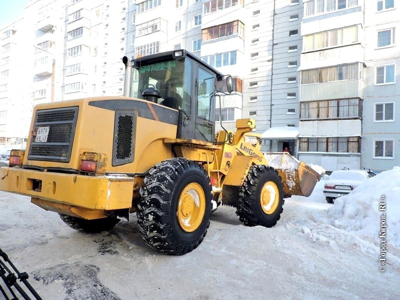 Где найти снегоуборщиков? Кировчане смогут наблюдать за их работой онлайн