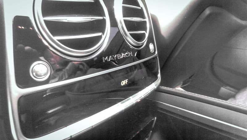 Тест-драйв Mercedes-Maybach S600. Автомобиль для серьезных людей