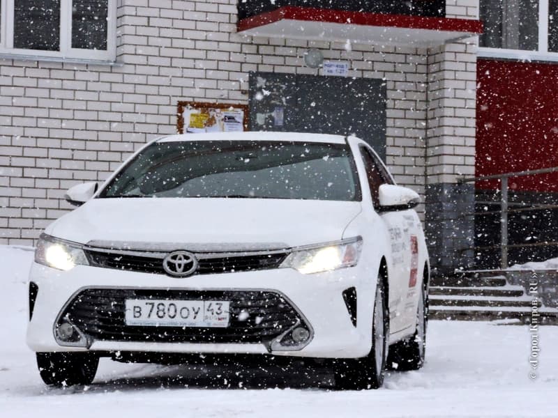 Тест-драйв Toyota Camry: Жаль, что я еще так молод...