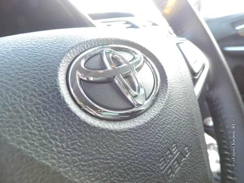 Тест-драйв Toyota Camry: Жаль, что я еще так молод...