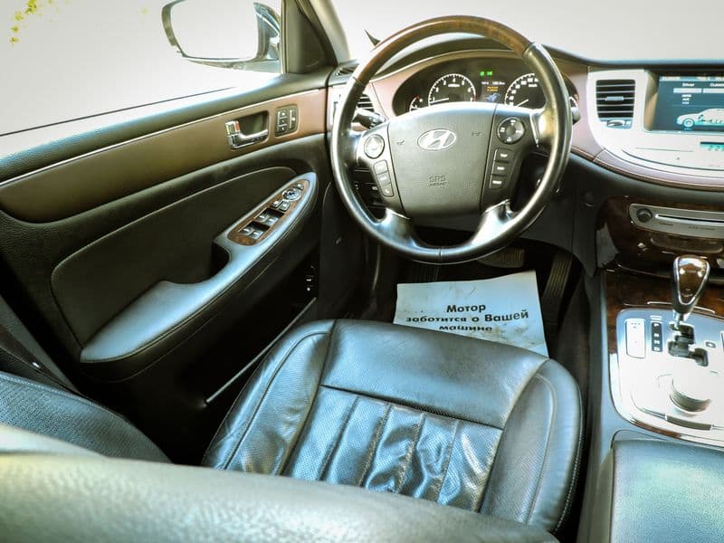 Тест-драйв Hyundai Genesis: премиум не стареет