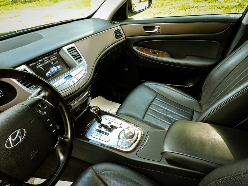 Тест-драйв Hyundai Genesis: премиум не стареет