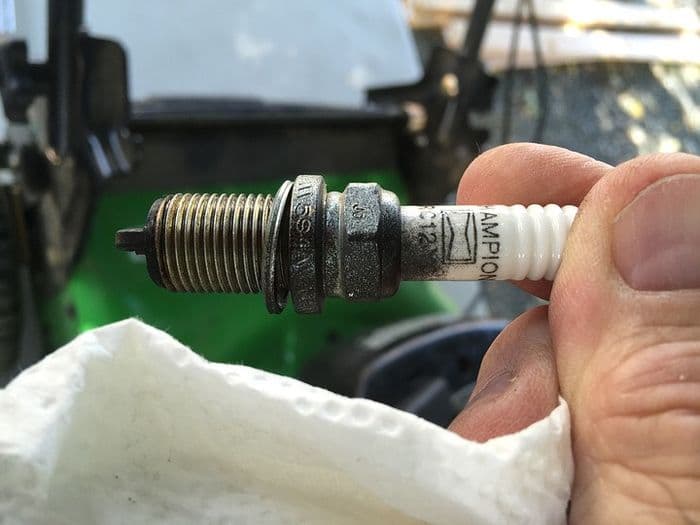 ТСК Мотор рекомендует: как правильно выбрать свечи зажигания