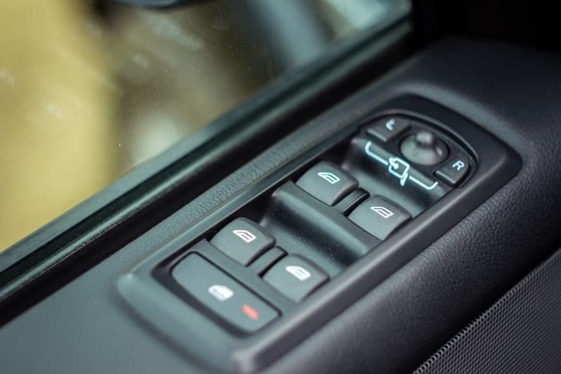 Экстремальный тест-драйв Land Rover Discovery 4: есть на что посмотреть