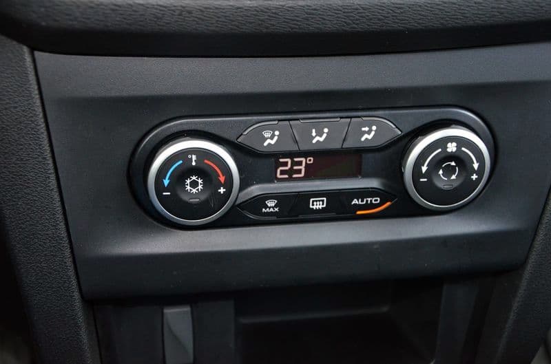 Тест-драйв Lada ХRAY: гигантский шаг