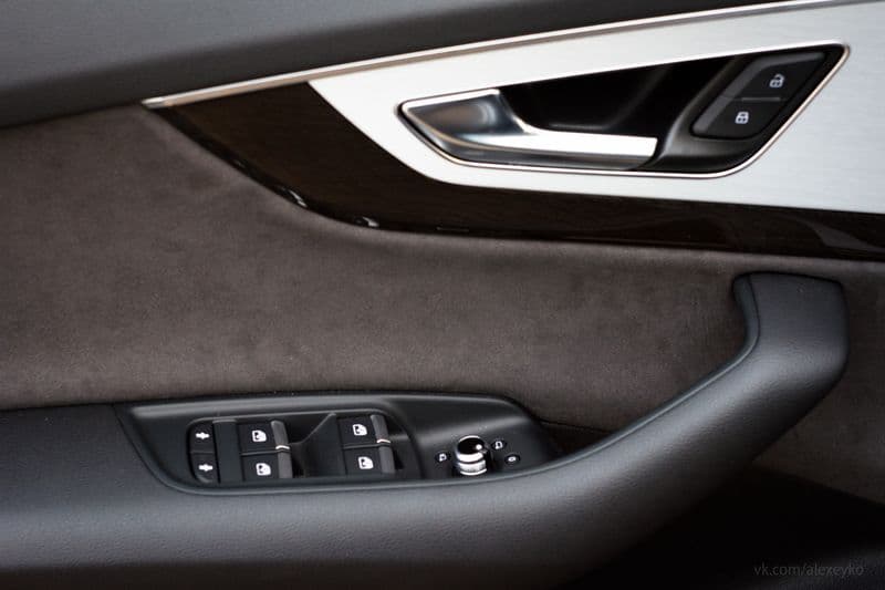 Тест-драйв Audi Q7: 9 лет ждали