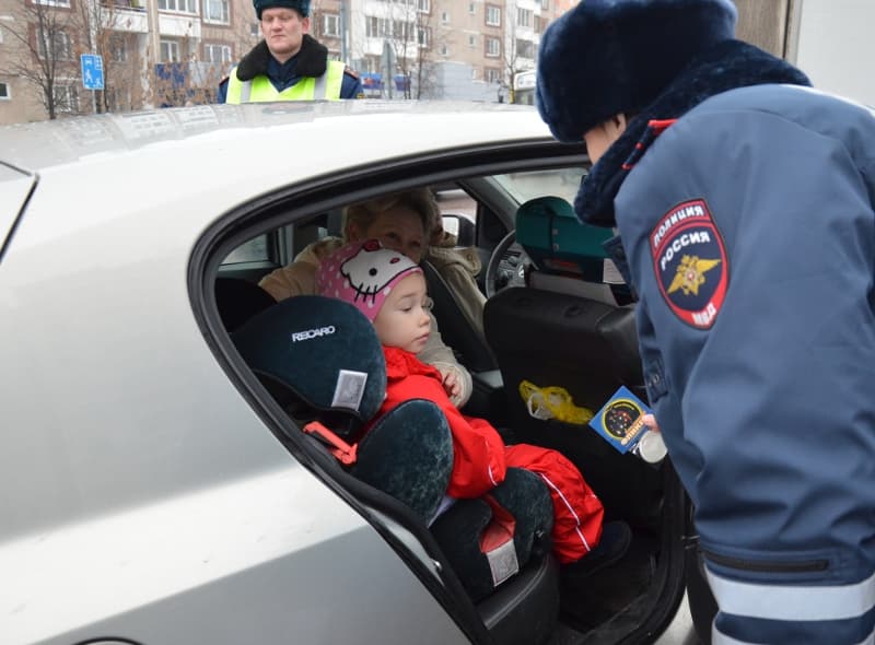 Изменят правила ПДД, но не повысят пенсии: что изменится с декабря ?