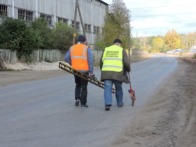 Ремонт дорог в Коминтерне: сегодня сдали пятую по счету улицу