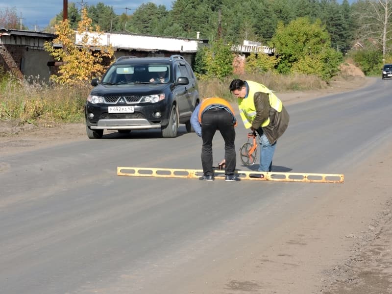 Ремонт дорог в Коминтерне: сегодня сдали пятую по счету улицу