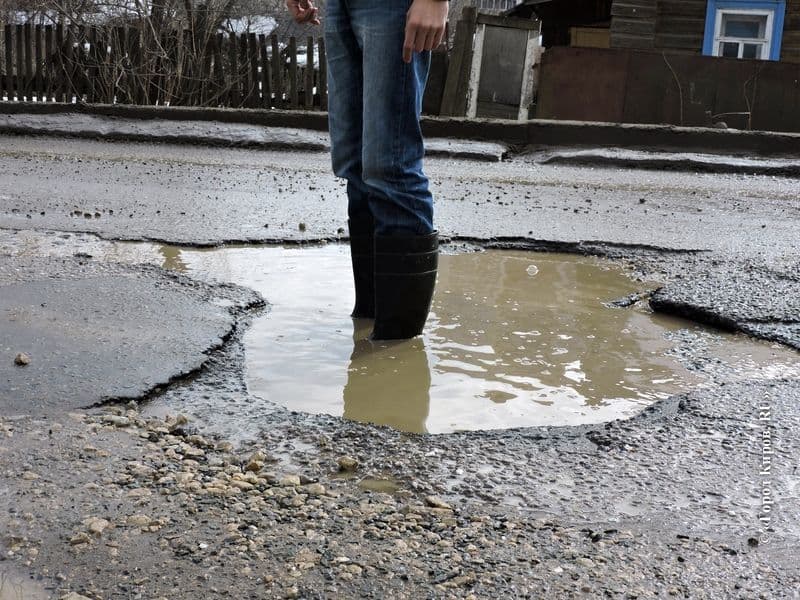 Кировчане хотят отремонтировать проспект Строителей и Комсомольскую