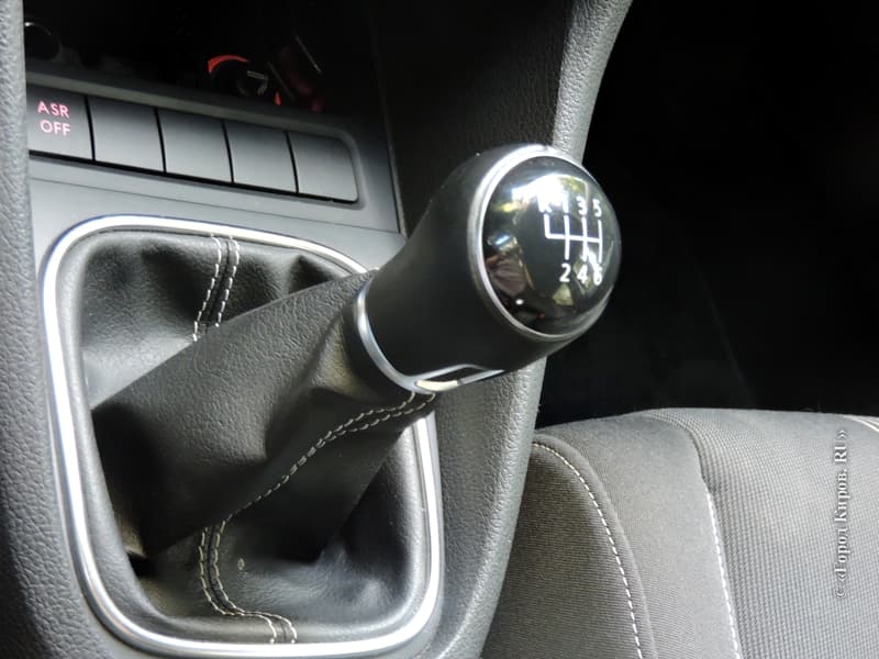 Тест-драйв Volkswagen Golf VI: 3 года радости