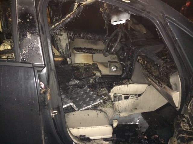 Ночью в слободе Лосевы сгорела иномарка