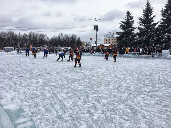 ŠKODA поддержала дружеский матч между Россией и Германией