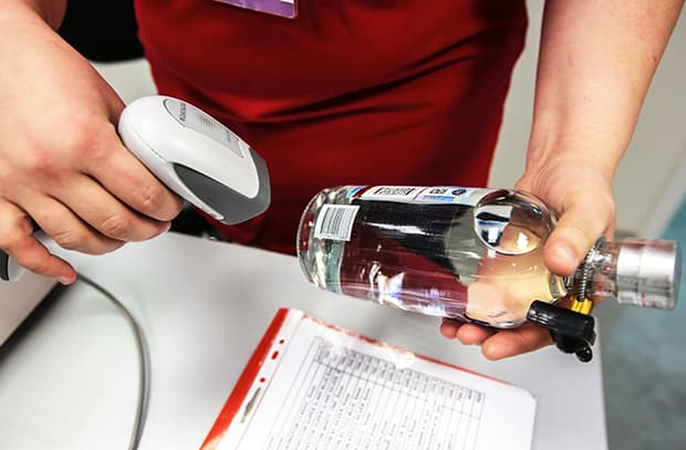 В России могут разрешить продавать алкоголь на АЗС