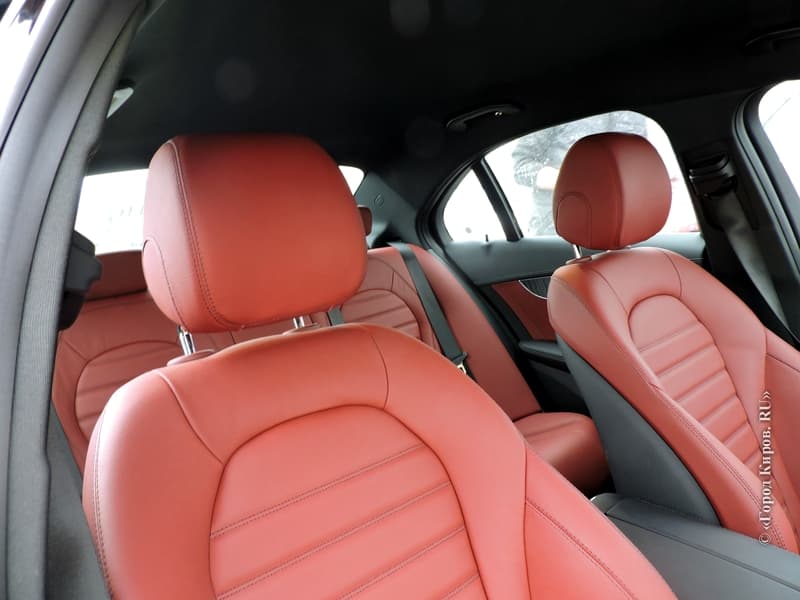 Тест-драйв Mercedes-Benz: «Мерседес» отказался от неповторимого дизайна и выпустил «леденец»