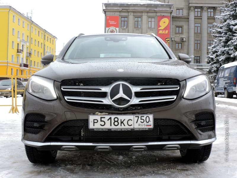 Тест-драйв Mercedes-Benz: «Мерседес» отказался от неповторимого дизайна и выпустил «леденец»