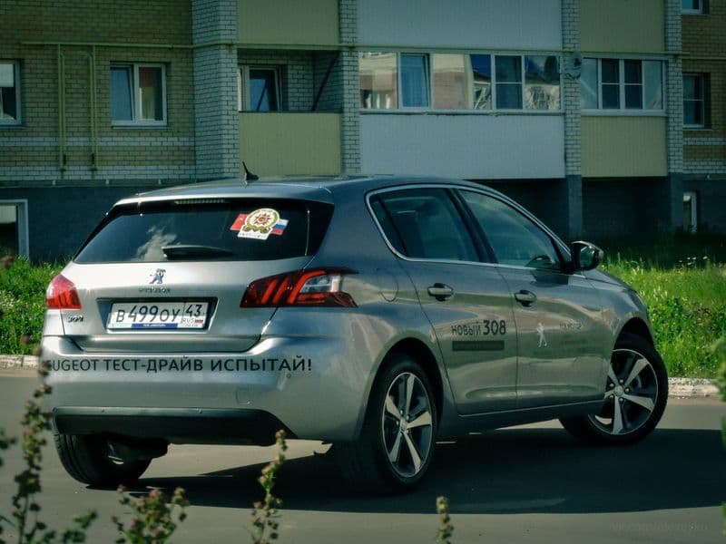 Тест-драйв Peugeot 308: сундучок с сюрпризами