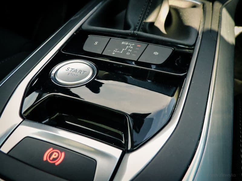 Тест-драйв Peugeot 308: сундучок с сюрпризами