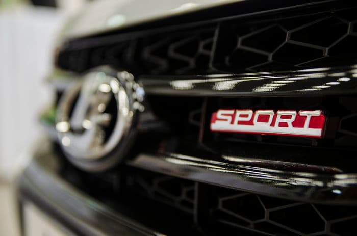 В Кирове состоялось торжественное открытие обновленного дилерского центра LADA