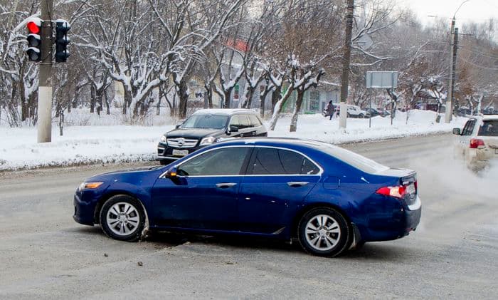 В Кирове стало больше “Неровной дороги”