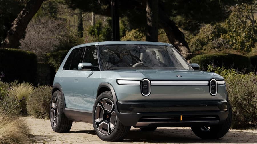 Rivian представили новый кроссовер-«коротышку»